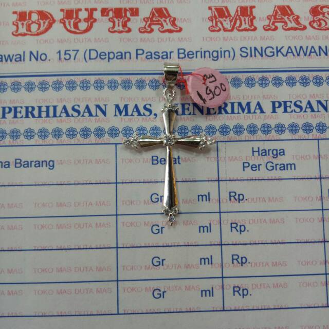 Liontin salib emas kadar 750