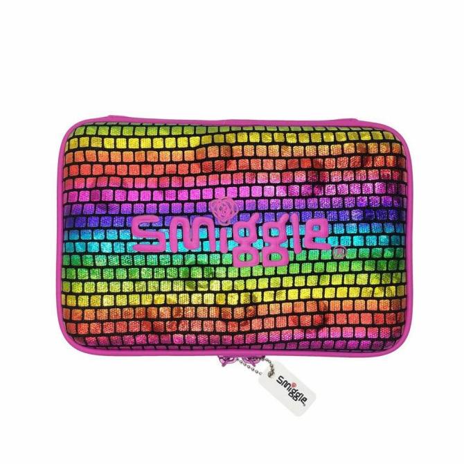 

Big Sale Smiggle double hardtop pencil case ( rainbow polkadot ) Big Sale