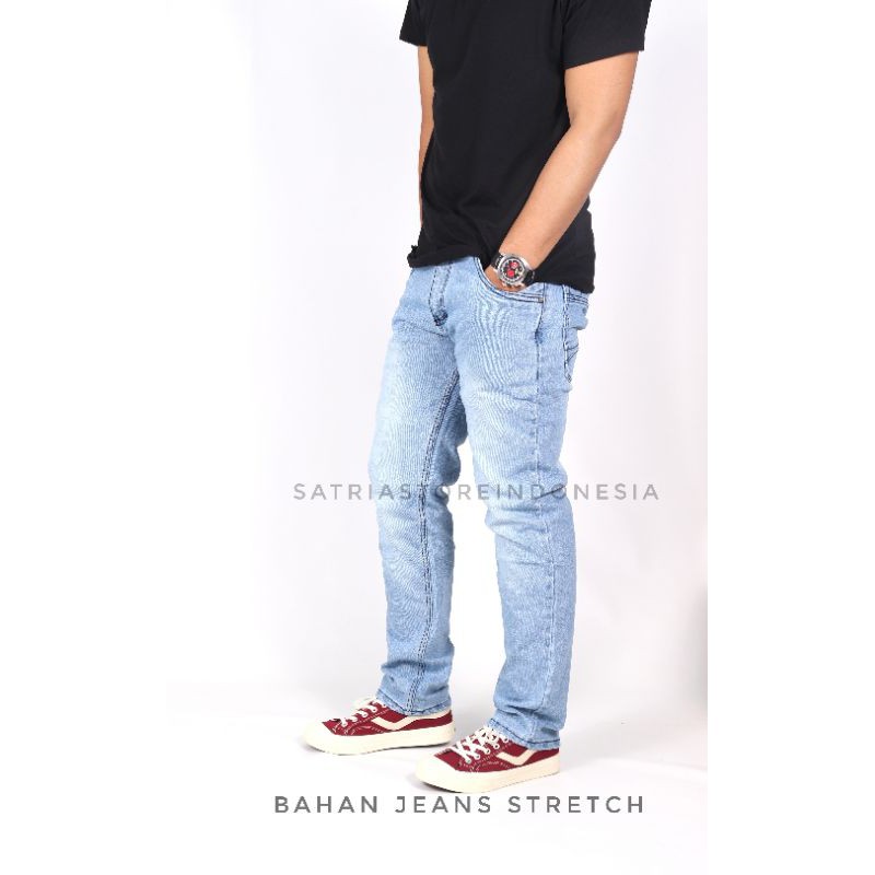 Celana jumbo/Celana panjang soft jeans jumbo/Celana big size /Celana pria jumbo / celana pria