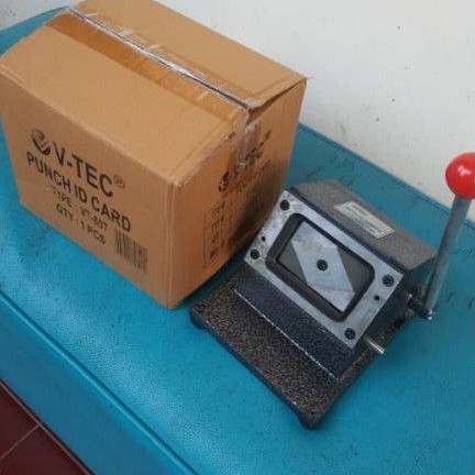 

Mesin Plong Idcard Pemotong Pembolong Pvc Vtec V-tec Punch Id Card Name Card Pvc Cutt Cutter