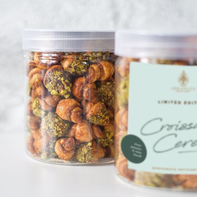 

Promo Croissant Cereal BUNDLING PROMO Original x Choco Pistachio & Lotus