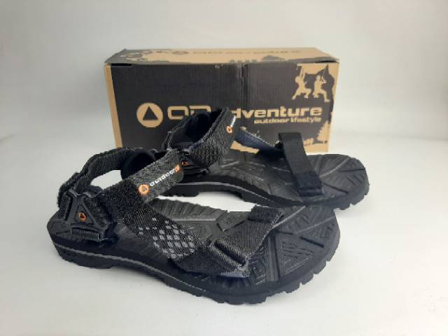 Sandal gunung pria OUTDOOR TRITON II 38-43