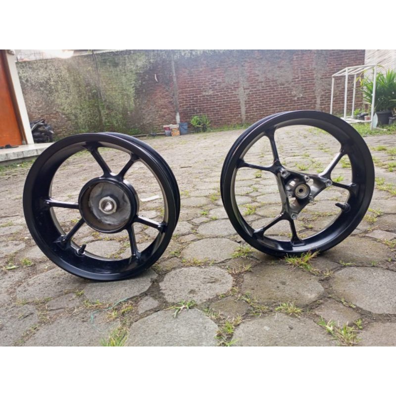 velg Yamaha Aerox