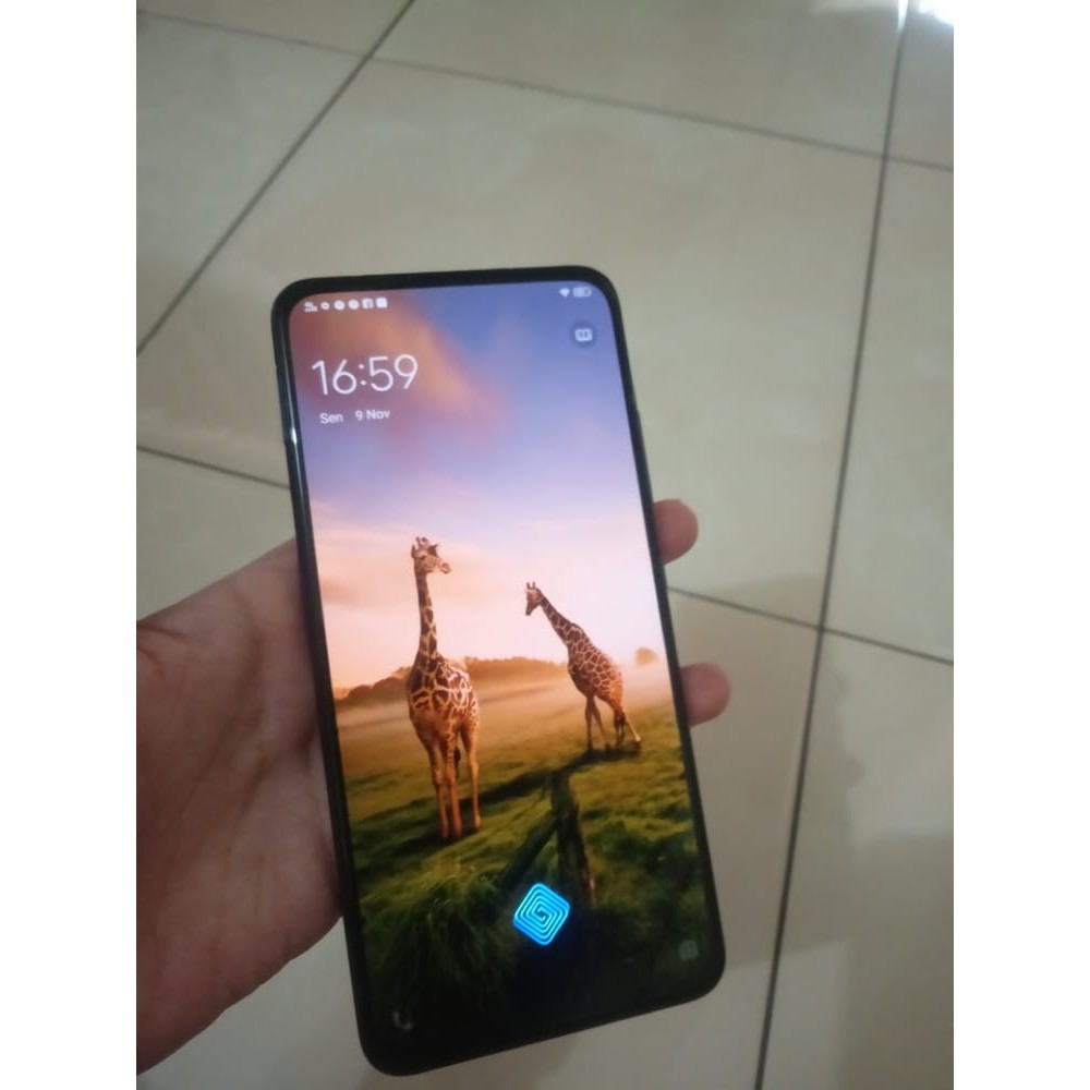 Vivo v15 pro -second