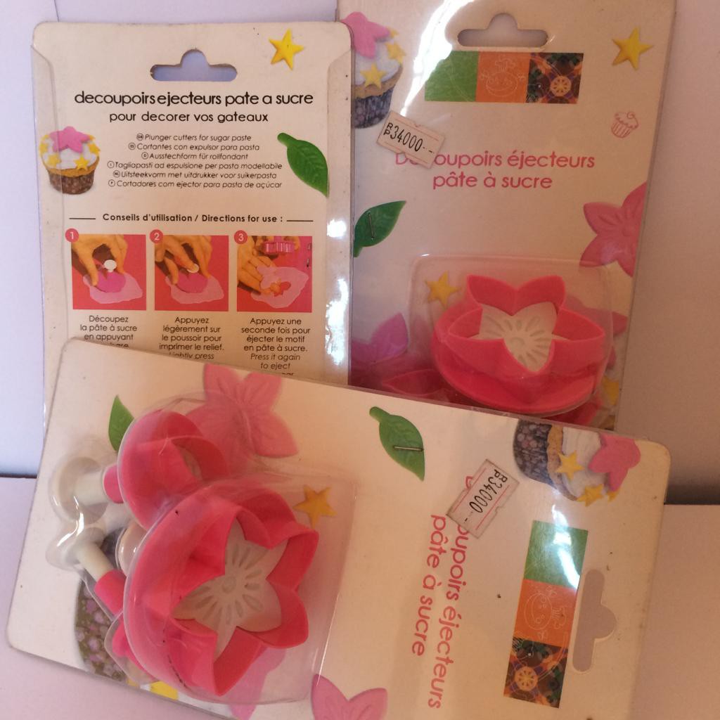 

PLUNGER BUNGA/CETAKAN MOTIF BUNGA - 169149