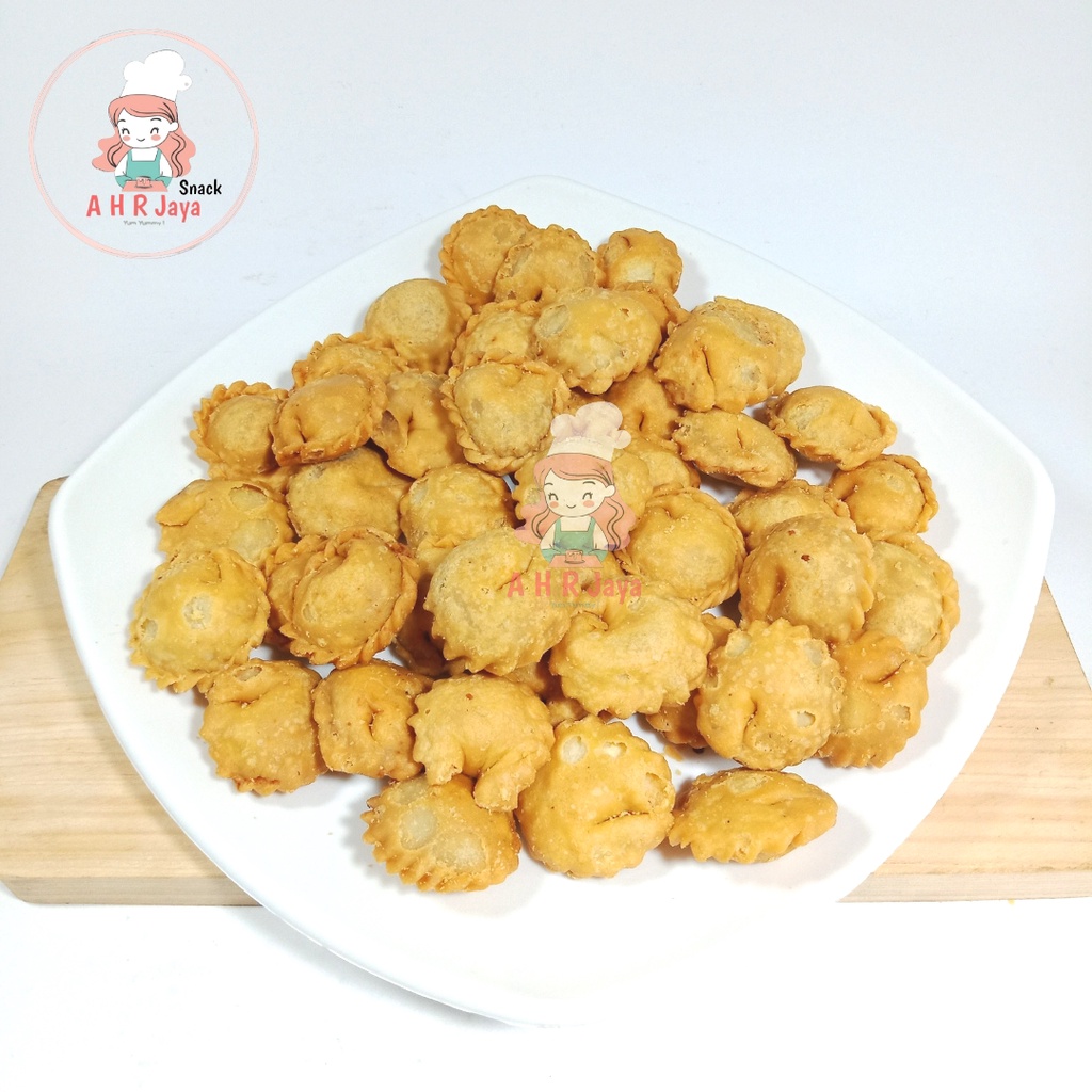 

PASTEL ABON 250 GR / PASTEL ABON SAPI / KUE PASTEL ABON SARIKAYA SRIKAYA