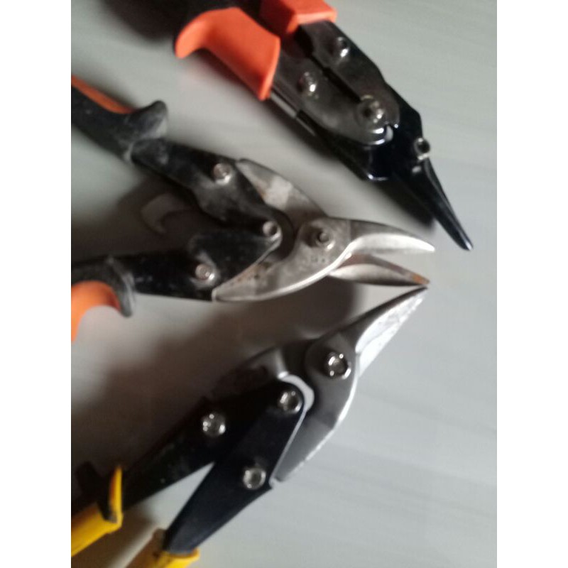 Gunting baja ringan hollow galvalum & seng