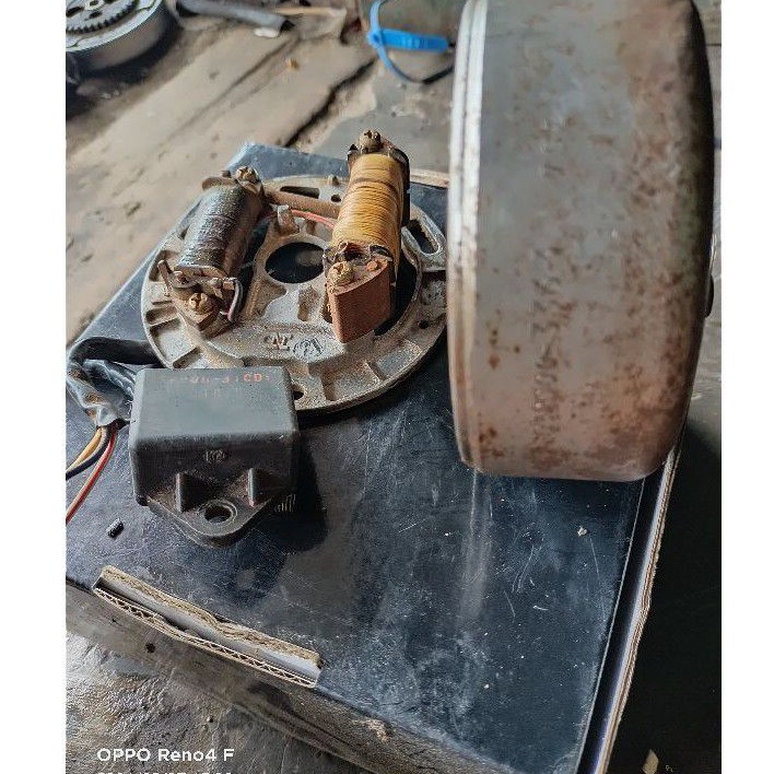 spul maghnit cdi pengapian suzuki rc crystal tornado ori cdi kgd lis merah