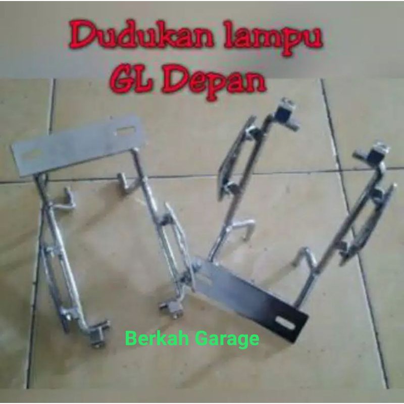 Dudukan / Kuping Lampu Depan Gl. Vixion. Tiger + Dudukan Plat Nomer