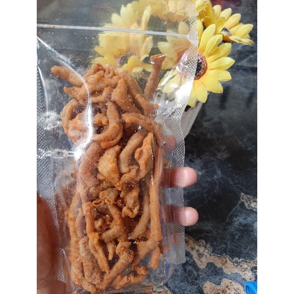 

KERIPIK USUS CRISPY usus krispy pedas makanan ringan sehat plastik uk 9x15