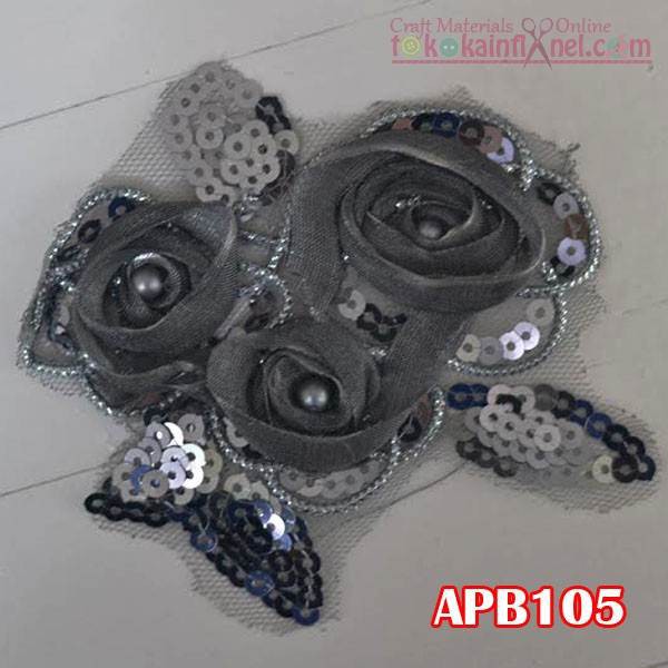 Apb105 Aplikasi Brukat 3 Kuntum Bunga & Payet Abu Tua Uk 9.5cmx9cm Per Pcs