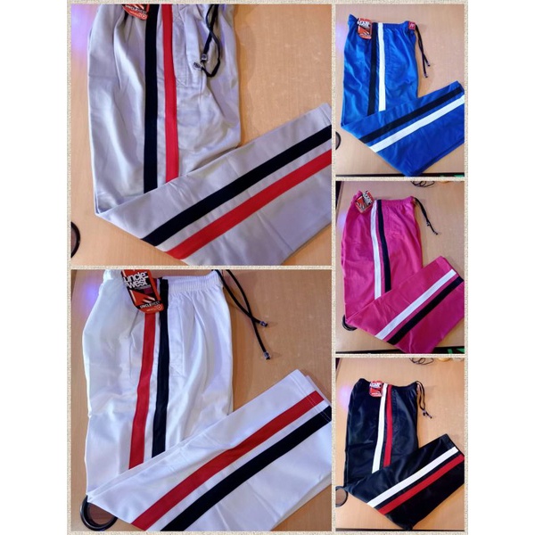 Unclewest celana training