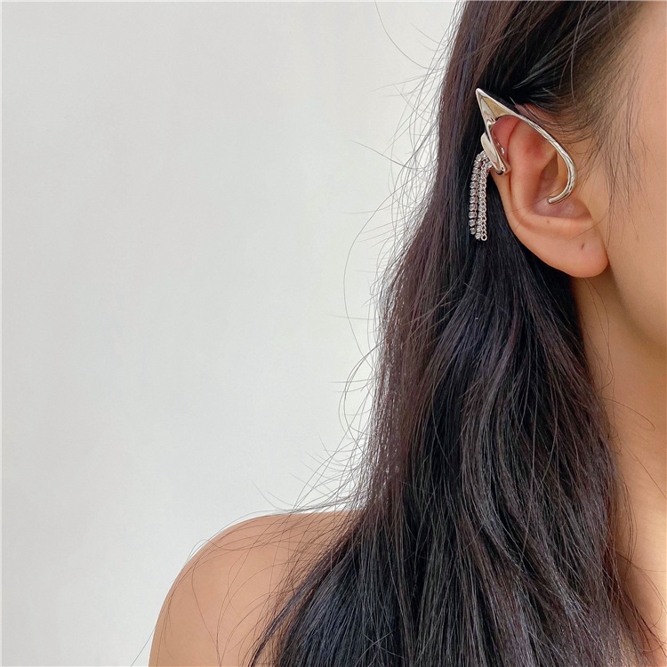 Anting Tusuk Model Peri Bahan Metal Untuk Wanita