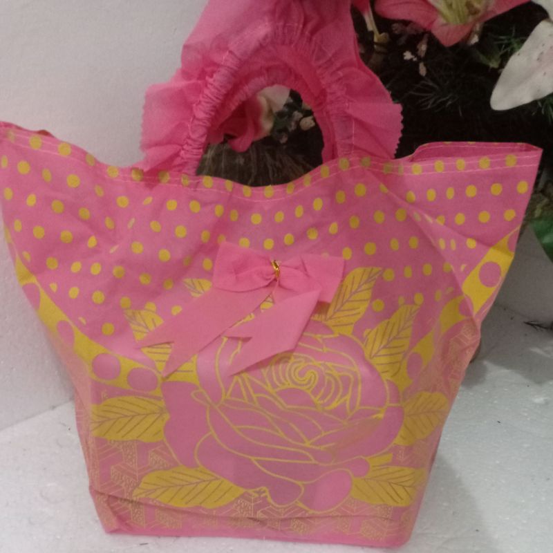 (1lusin=12 psc) tas hajatan pink dus berkat 22