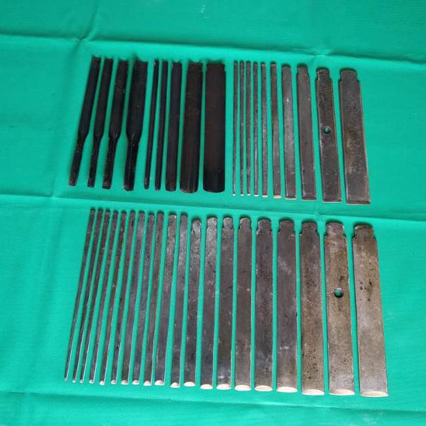 Pahat ukir kayu baja putih kualitas super premium 39pcs