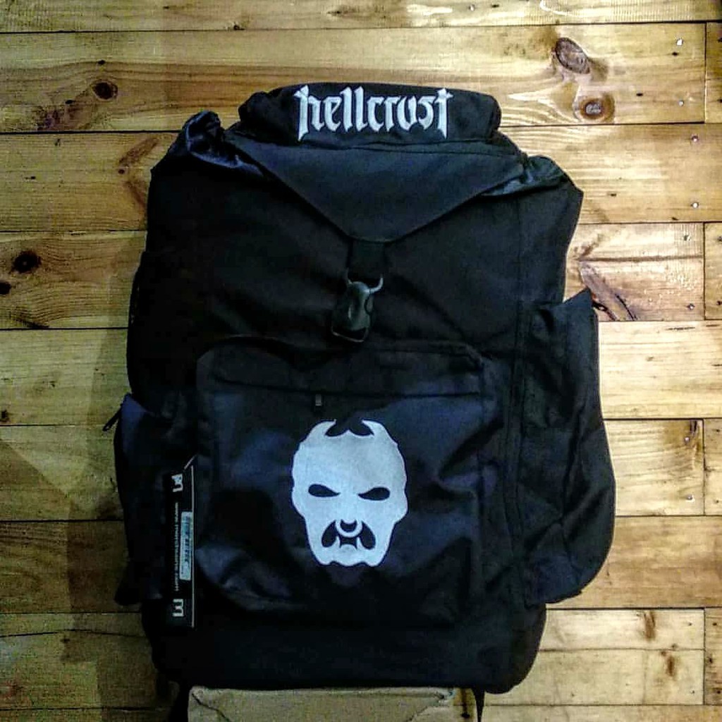 HELLCRUST BACKPACK TAG MERCHONS