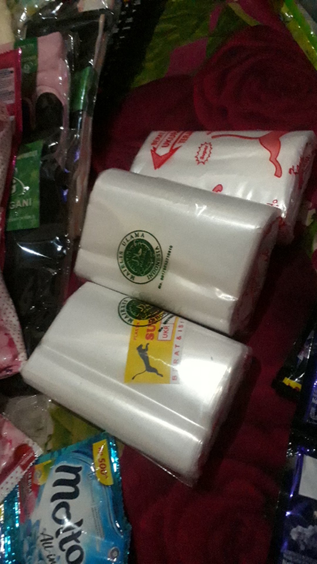 Plastik Pe Cap Puma Ukuran 1/2 Kg (12x25cm)