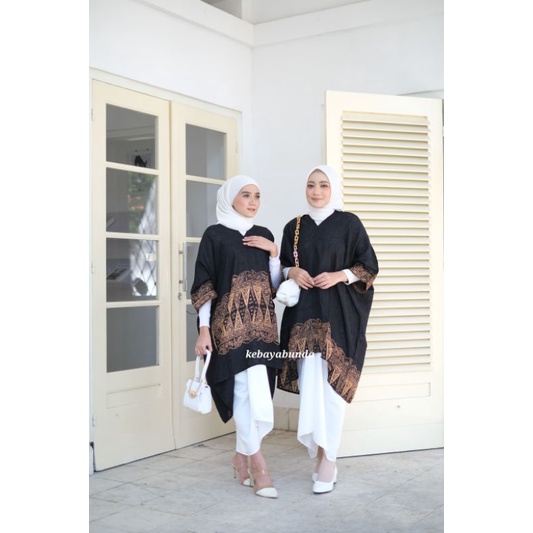 Bestari dan Bintari tunic batik