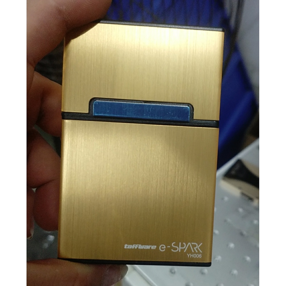 Firetric Kotak Bungkus Rokok Elegan Aluminium Cigarette Case - Golden