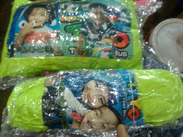 Set Bantal Guling Foto Balita