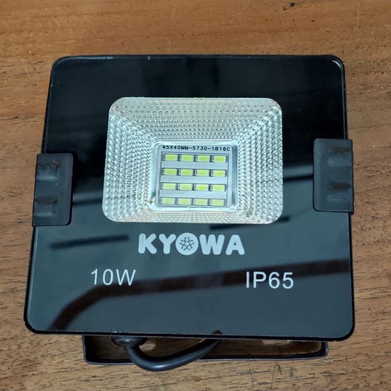 kap sorot lampu halogen led 10 watt 10w  20 watt 20w kyowa IP65 white / warm white
