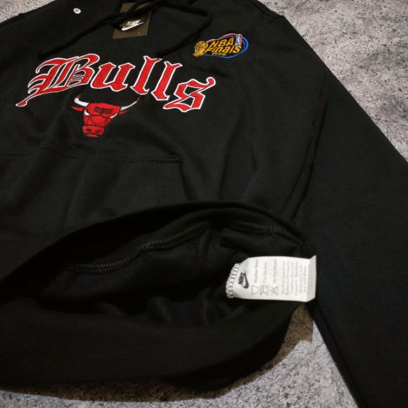 SWEATER HOODIE MITCHELL &amp; NESS X BULLS BATIK FULLTAG &amp; LEVEL