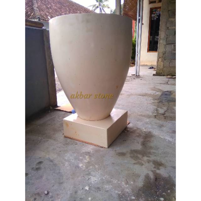 Bak mandi batu teraso