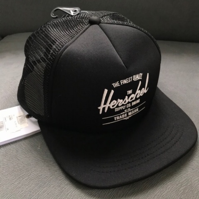 herschel trucker hat