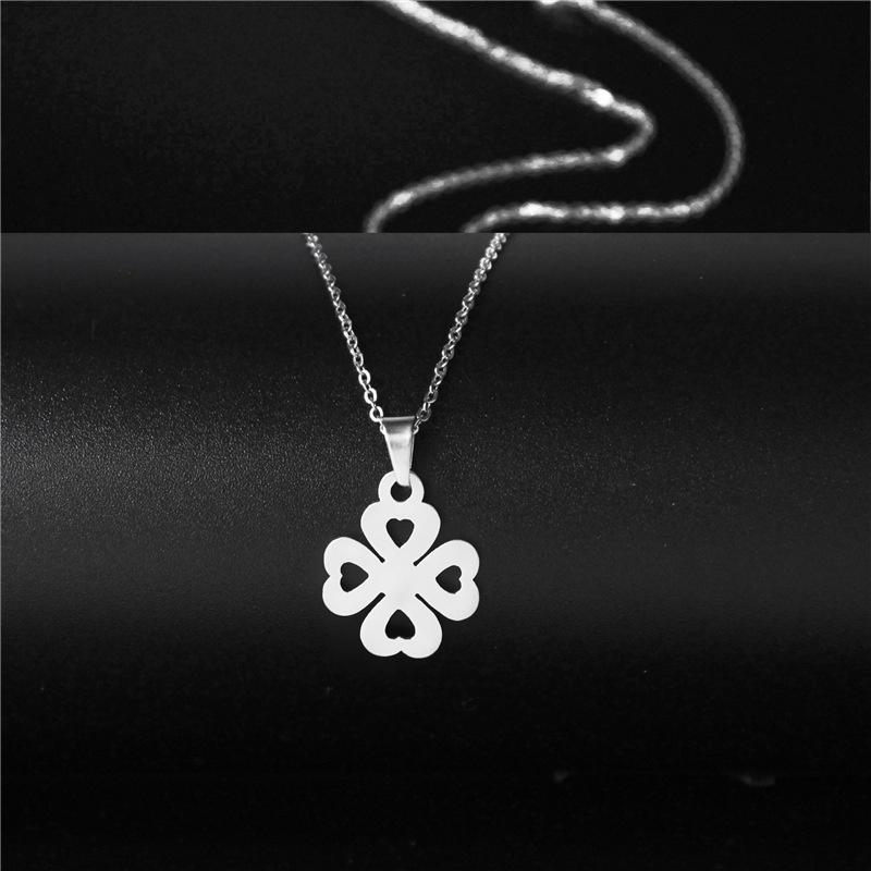 Korea fashion four-leaf clover klavikula rantai liontin sederhana stainless steel Kalung dan liontin