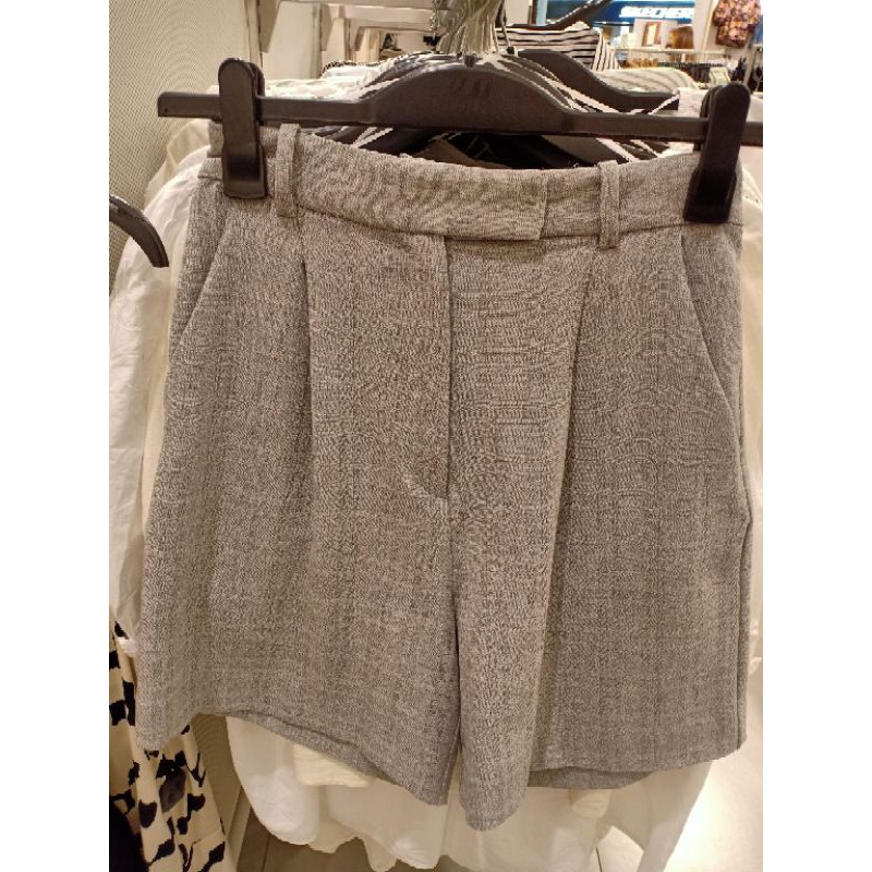 H&M CELANA PENDEK WANITA