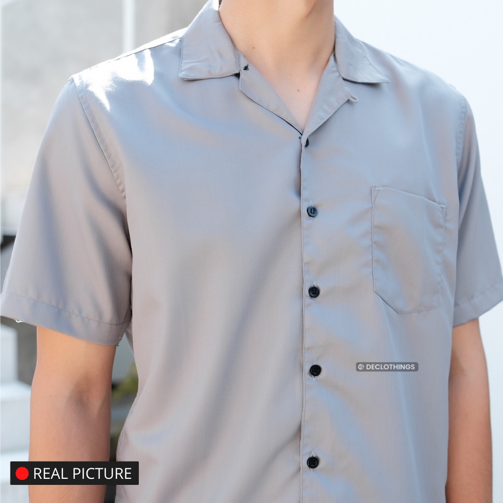 Kemeja Bowling Shirt V Neck Pria Lengan Pendek Kameja Hawai Katun Toyobo Polos Slim fit Pria Keren