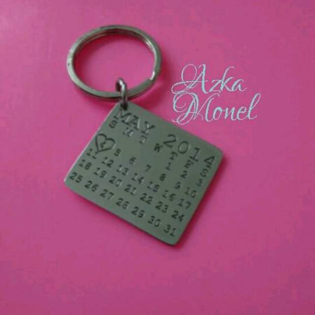 

Gantungan kunci kalender