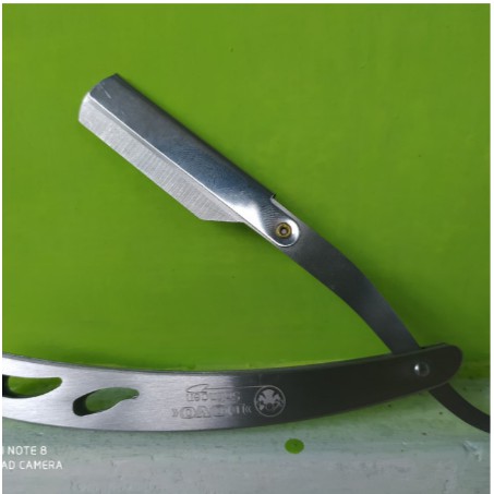 

RAZOR ISI ULANG SILET PISAU CUKUR ISI ULANG KEROKAN JENGGOT KUMIS