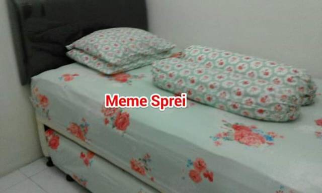 Sprei kasur dorong 2in1