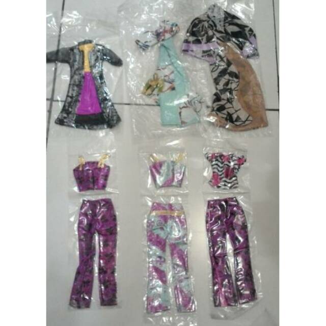 Mainan Baju Barbie Campur