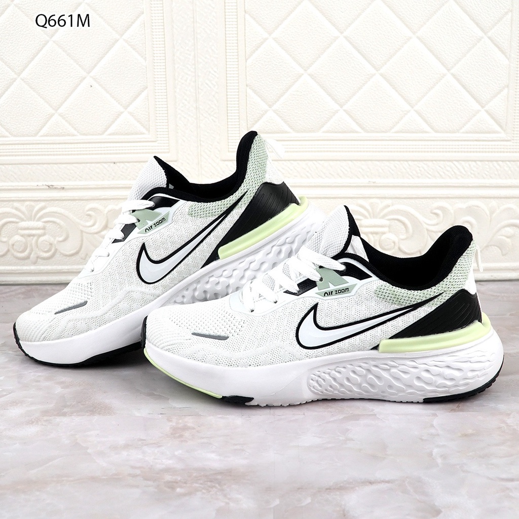 SEPATU COWOK NK AIR ZOOM Q661M