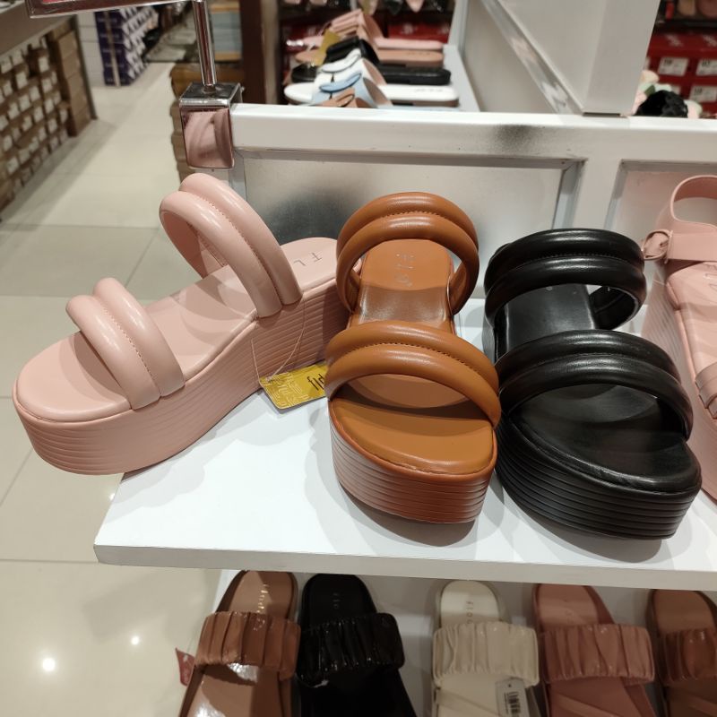 Sandal Wedges Fladeo