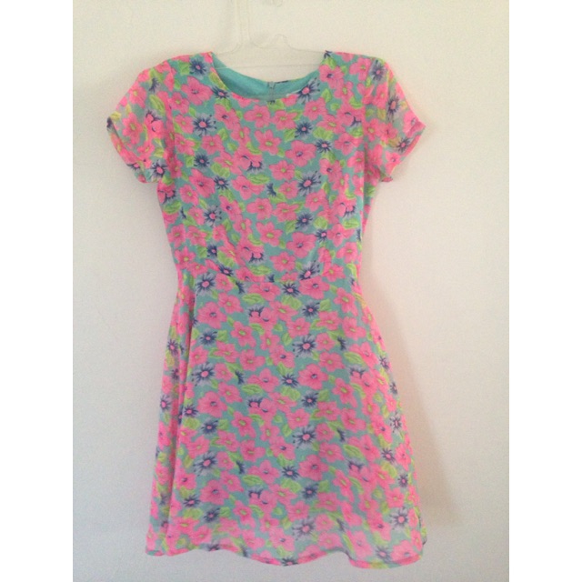 Surfer girl summer dress