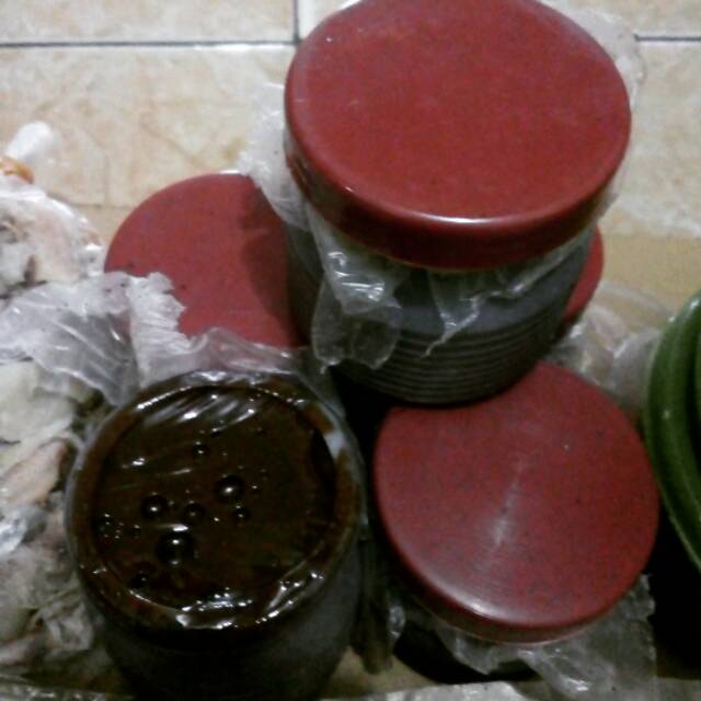 

Petis ikan Asin Lamongan