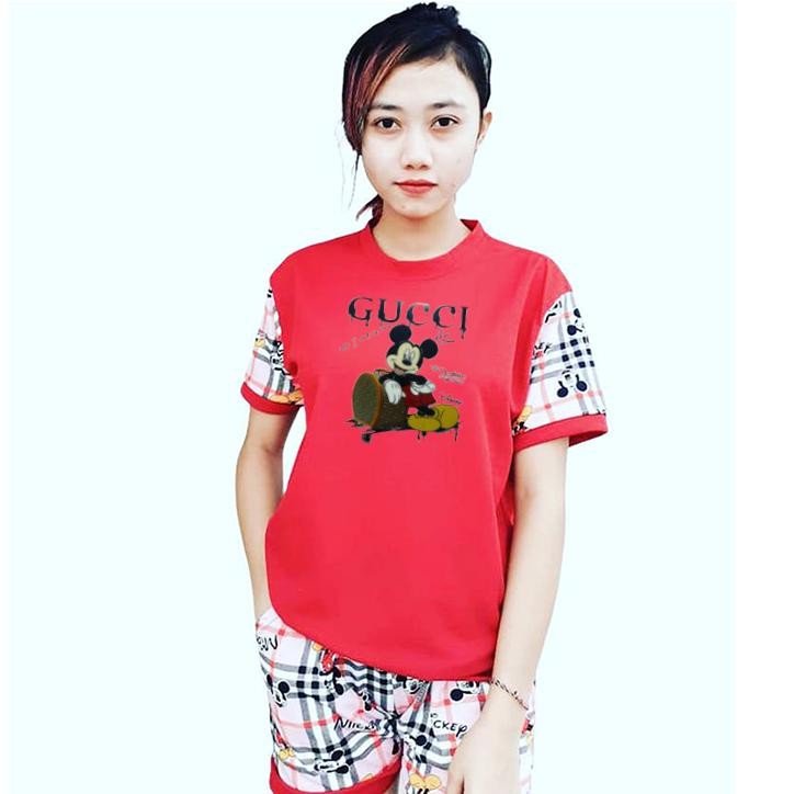 SETELAN BAJU WANITA  MOTIF MICKEY MOUSE GUCCI BAGIAN ATAS LEGAN KOTAK
