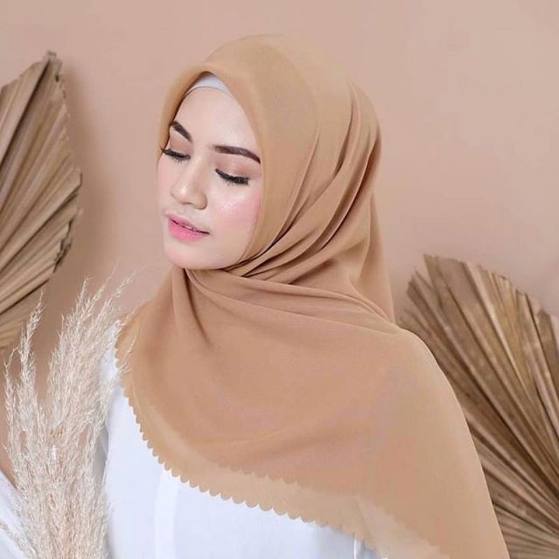 JILBAB/KERUDUNG PARIS VOAL SYARI SEGI EMPAT LASER CUT  SIZE 110X110 DENGAN MOTIF POLOS, NYAMAN DI PAKAI ADEM DAN TIDAK TEMBUS PANDANG