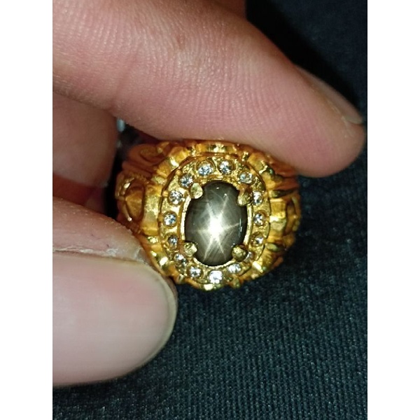 black safir star