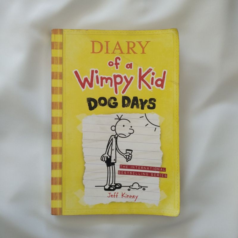 Diary of a Wimpy Kid Dog Days Import (Bahasa Inggris) Bekas/Preloved
