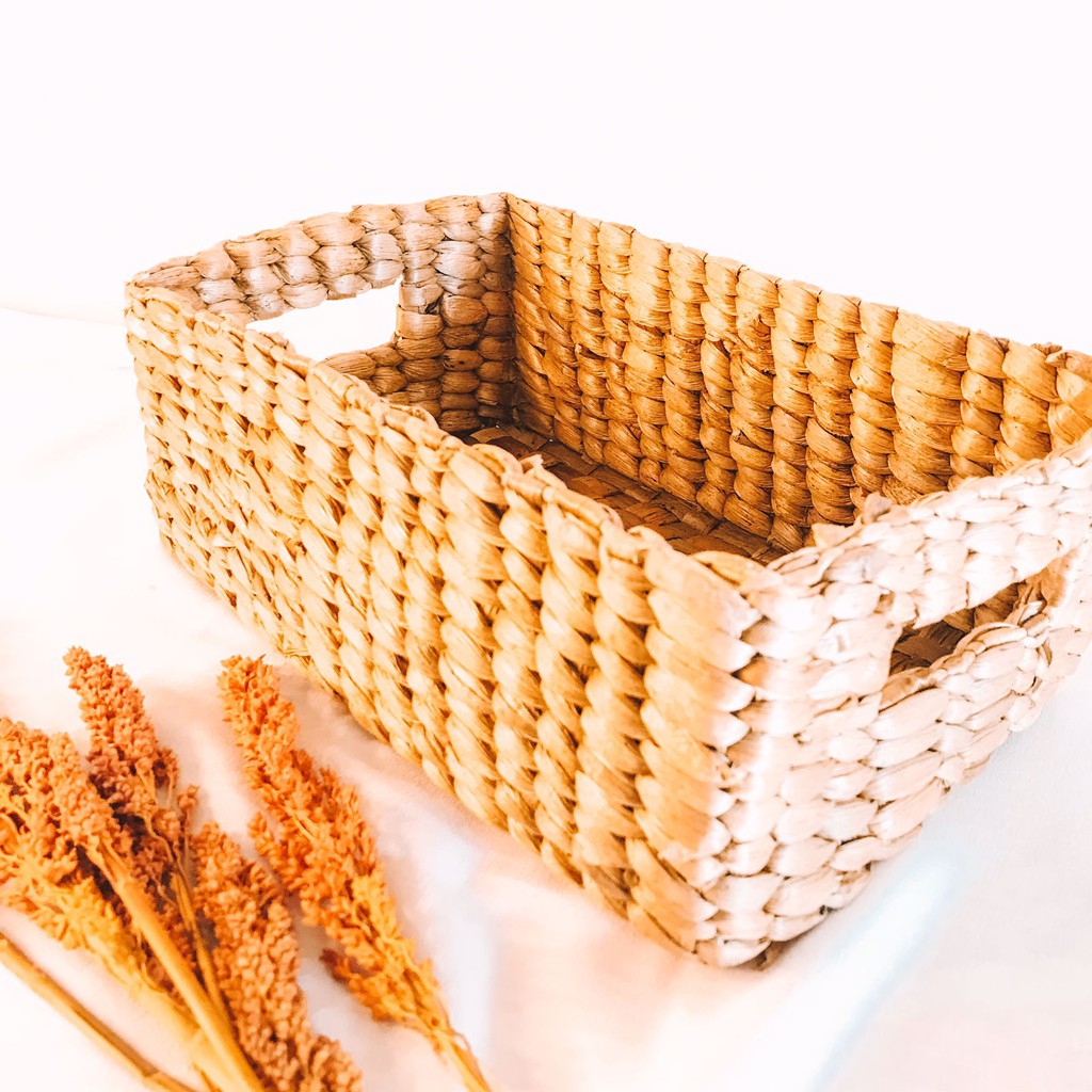 MEDAN HOME DECOR / TRAY LUBANG KOTAK ENCENG GONDOK / KERANJANG HAMPERS / BOX PENYIMPANAN / STORAGE