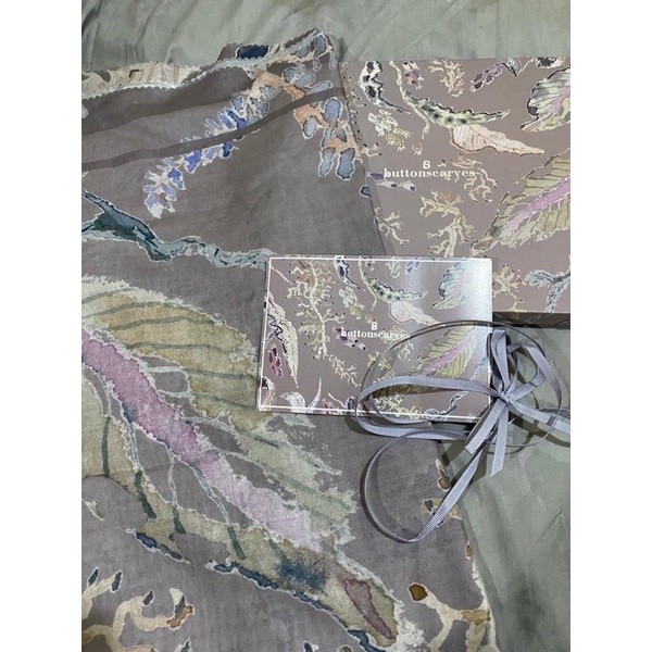 Buttonscarves Le costa