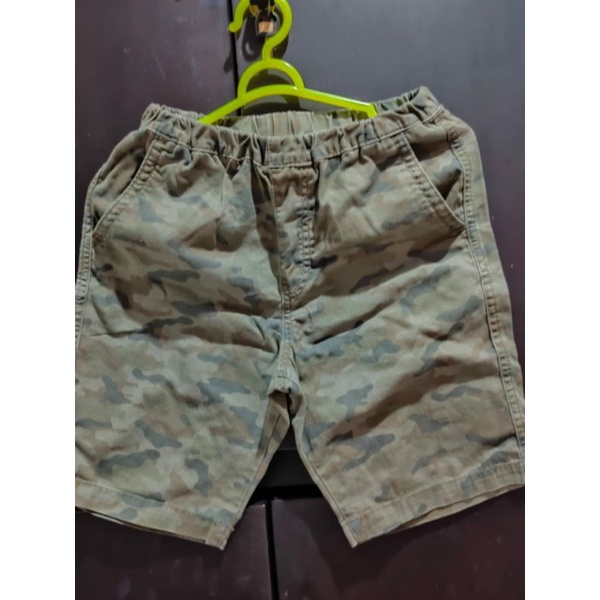 PL Pri Celana Uniqlo Kids  army 4-5th
