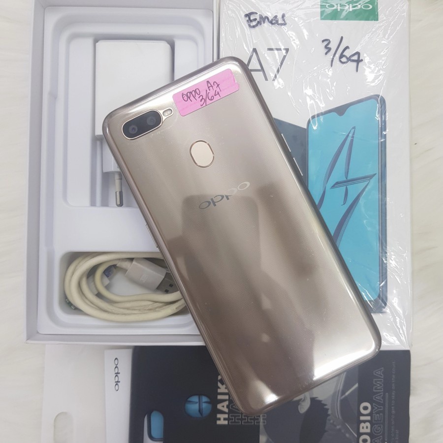 HP Second OPPO A7 Ram 3GB/64GB Gold Fullset Original
