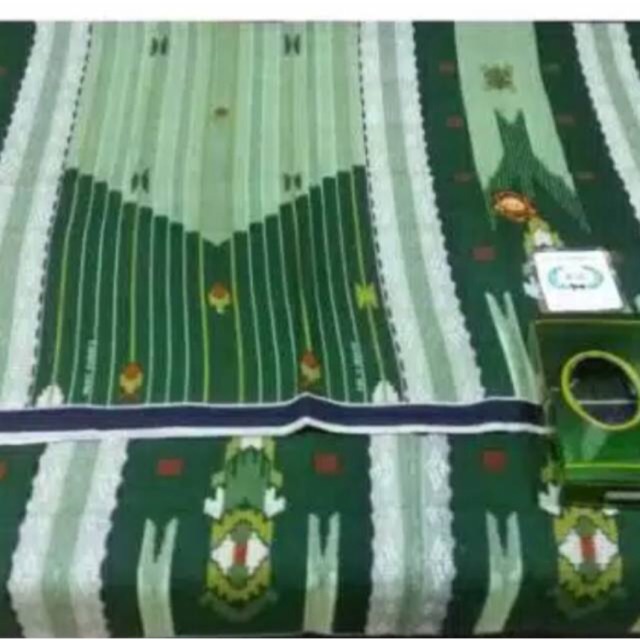 Sarung hari raya motif bhs sgt