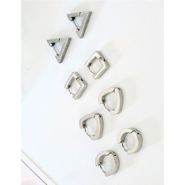 LRC Anting Tusuk Fashion Triangle Stainless Steel Earring F66581