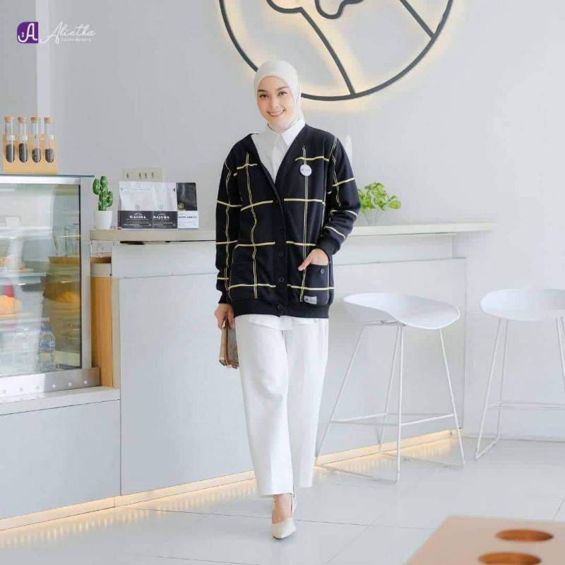 LARISSA CARDI ORI ALIETHA JACKET MUSLIMAH DAILY OUTFIT VIRAL TERBARU SWEATER CARDIGAN WANITA MASAKINI